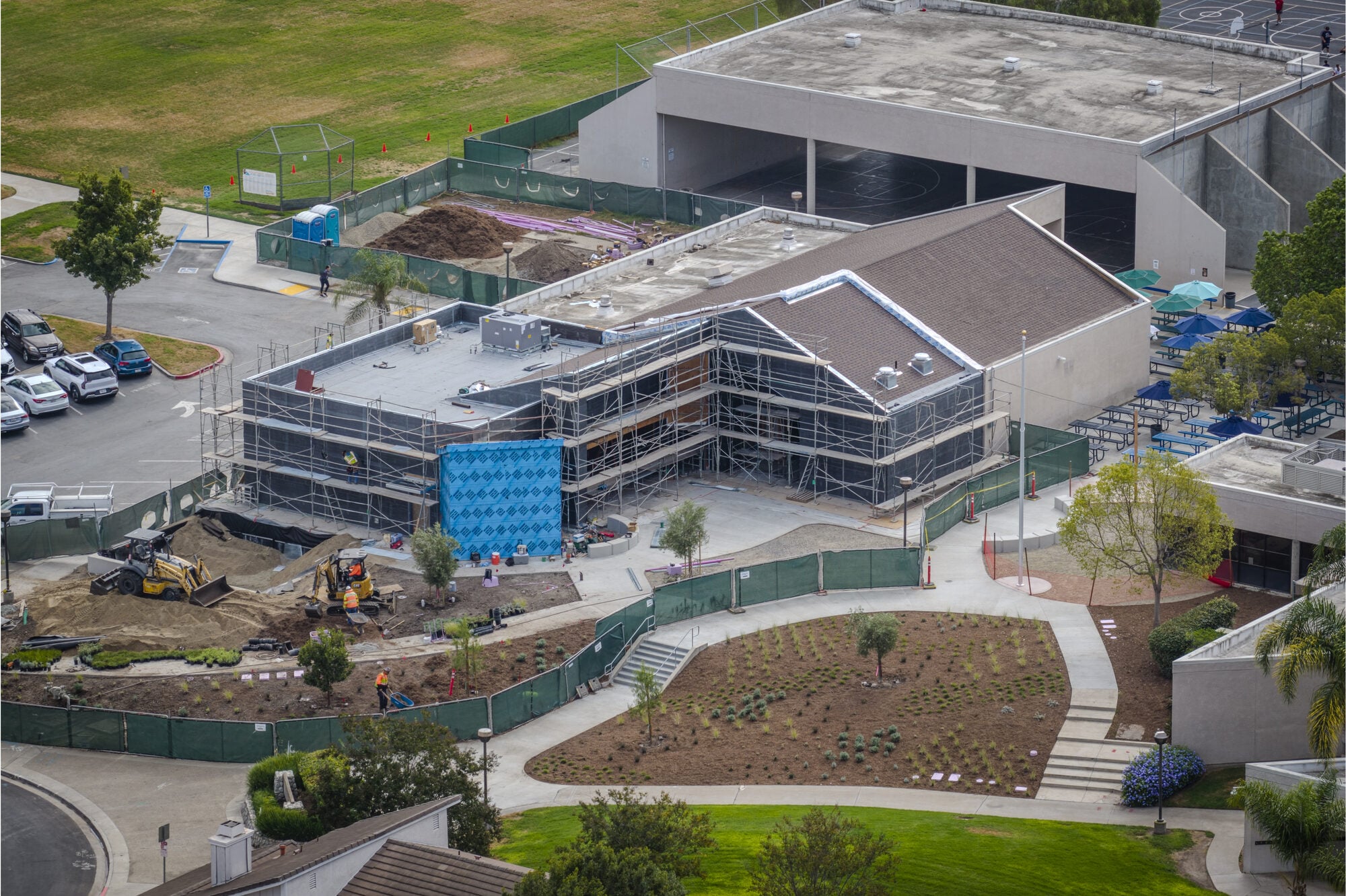 Aerial view of the Lakeside Middle School multipurpose building addition under construction
